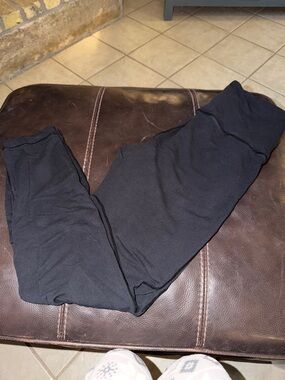 Lululemon Black fleece lined Leggings 8
